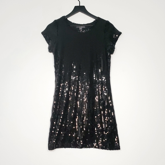 Forever 21 Dresses & Skirts - Twenty one sparkling Juniors black dress